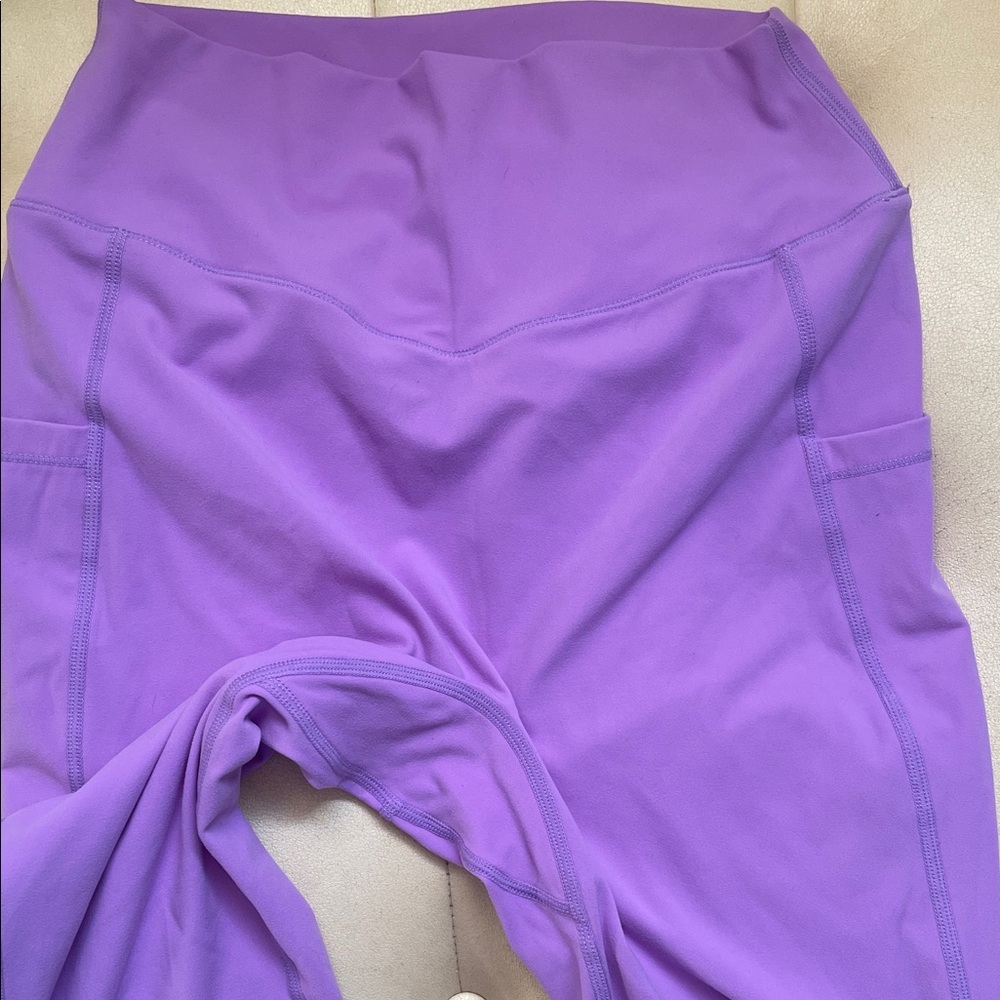 BuffBunny Collection Rosa Pocket Leggings - Picture 6 of 6
